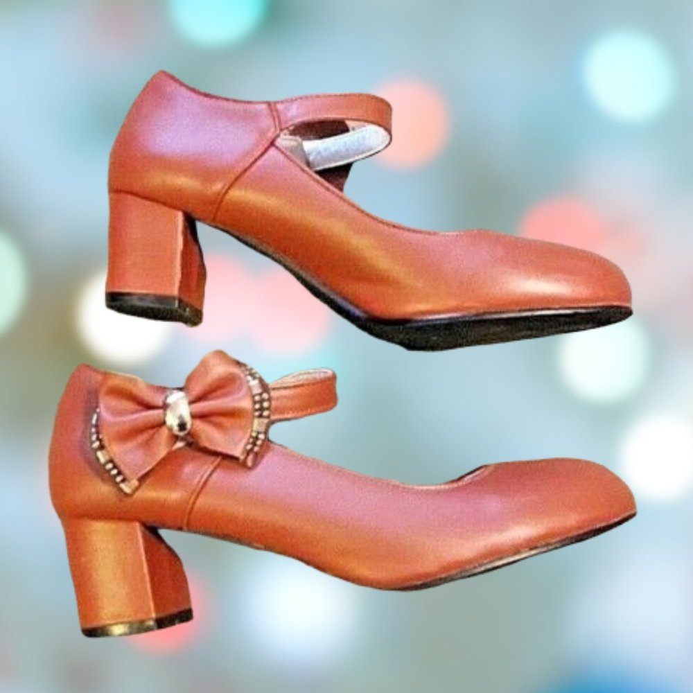 Vintage Style Brown Heels With Embellished Bows